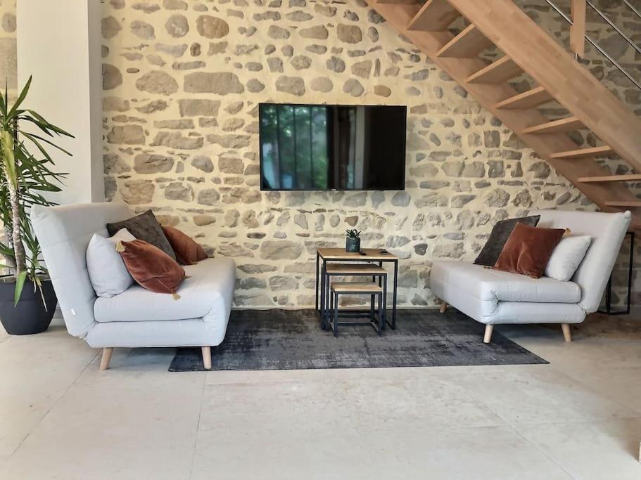 Charme Et Quietude Au Coeur Du Quartier Tiret Villa Amberieu-en-Bugey Exterior photo